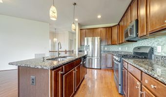 22571 HIGHCROFT Ter, Brambleton, VA 20148
