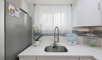 31 Hallron St, Boston, MA 02136