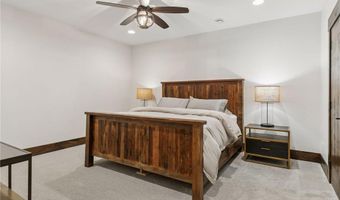 1099 Indian Trl S, Afton, MN 55001