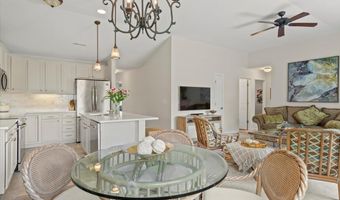 37 Governor Cir, Albany, NY 12208