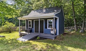 3 Cedar Hill Dr, Acushnet, MA 02743