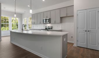 415 Thistle Meadow Ln, Aberdeen, NC 28315