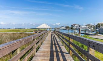 602 W Ft Macon Rd 117, Atlantic Beach, NC 28512