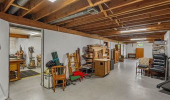 416 N 11th Street Pl, Adel, IA 50003
