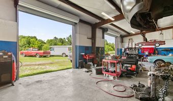 24 Hardwood Ridge Pkwy, Adairsville, GA 30103