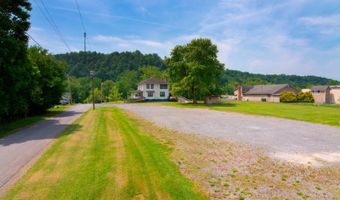 101 Davis, Alderson, WV 24910