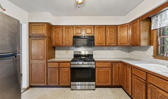 1780 NW 70th Pl, Ankeny, IA 50023