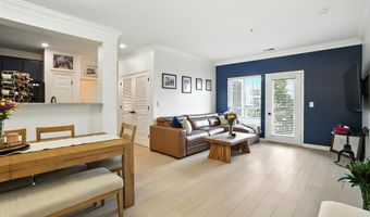 4850 EISENHOWER Ave 302, Alexandria, VA 22304
