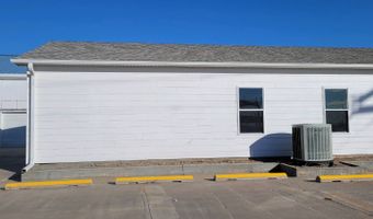 702 W. 4th Suite 3, Holdrege, NE 68949