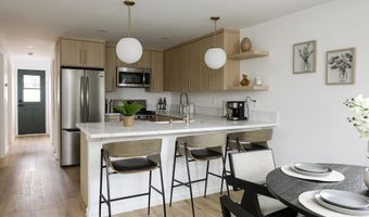 8210 Orchard Ave, La Mesa, CA 91942