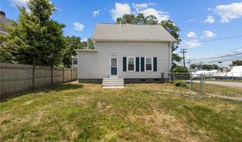 358 Pawtuxet Ave, Warwick, RI 02888