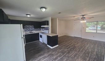905 Spanish Acres Dr, Bay St. Louis, MS 39520