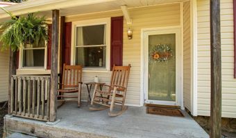 1612 MOUNTAIN OAK Dr, Anniston, AL 36206