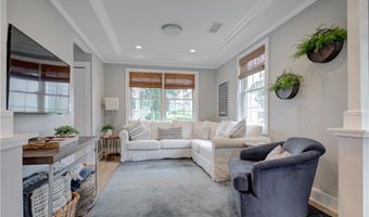 40 Grafton St, Newport, RI 02840