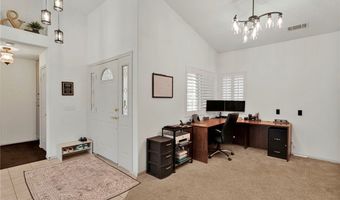 19581 Powhatan Rd, Apple Valley, CA 92308