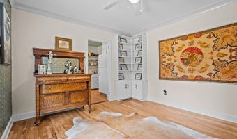 805 N Chestnut St, Aberdeen, NC 28315