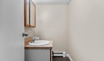 55 Homer St B, Newport, RI 02840