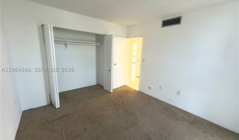 3675 N Country Club Dr 109, Aventura, FL 33180