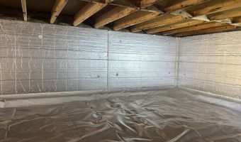 32 Shawnee Trl, Albrightsville, PA 18210