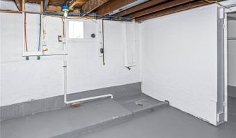 710 E Main St, Alhambra, IL 62001