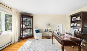 8 Princess Pine Rd, Lincoln, RI 02865