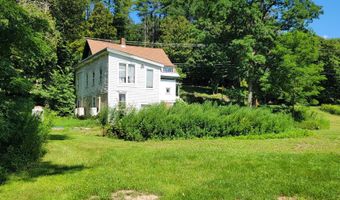 30 River Rd, Arlington, VT 05250