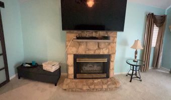 1 LONNIE Ct, Bear, DE 19701