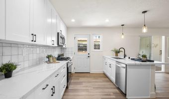 8734 Kelso St, Spring Valley, CA 91977