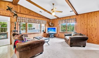 107 Jacks Ln, Bonneau, SC 29431