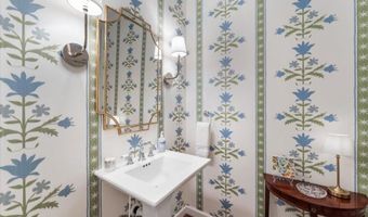 385 Carybell Ln, Alpharetta, GA 30004