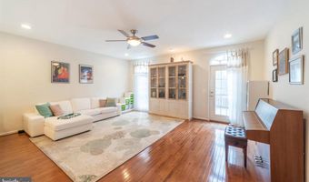 6931 ROLLING CREEK Way, Alexandria, VA 22315