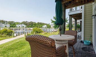 10900 HOLYSTONE Ln 301, Berlin, MD 21811