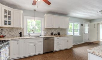3 Blue Spruce Dr, Coventry, RI 02816