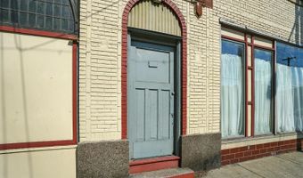 6105 Vine St, Cincinnati, OH 45216