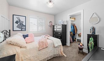 3827 Hazelwood Way, Ammon, ID 83406