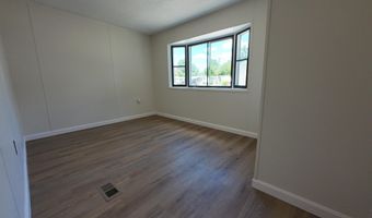 6 Sherwood Ln, Merrimack, NH 03054