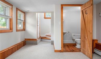 87 Jackson Schoolhouse Rd, Glocester, RI 02814
