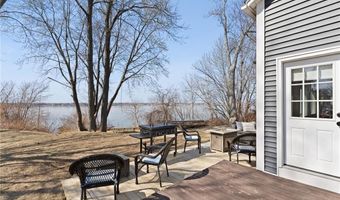 102 Lincoln Ave, East Providence, RI 02915