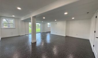 100 8th St, Adair, IA 50002