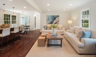 10 Duffys Ln, Darien, CT 06820