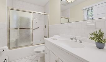 32 Thayer Farm Rd, Attleboro, MA 02703