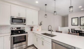 4100 S PINELAKE Way 124, Chandler, AZ 85249