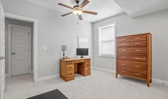 4313 Lakeview Ter, Basehor, KS 66007