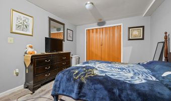 10 Linden Ct 10, Bloomfield, CT 06002
