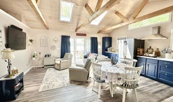 53 Birch Pt Cir, Beddington, ME 04622