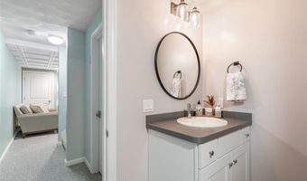 123 Terrace Ave, Cumberland, RI 02864