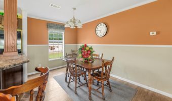 82 Harris Rd, Baxley, GA 31513