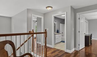 43 Skyline Rd, Bangor, ME 04401