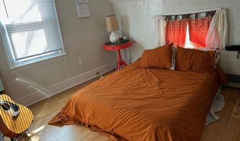 79 Park St, Burlington, VT 05401