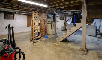 1915 Jersey St, Alton, IL 62002